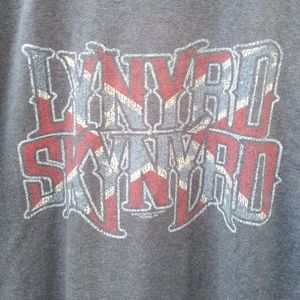 VTG Lynyrd Skynyrd t shirt in EUC unisex sz med